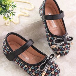 Cute Walk by Babyhug Ballerinas with Velcro Closure  Chevron Print & Bow Applique - Black-image-51