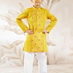 VASTRAMAY Boys Floral Embroidered Cotton Kurta with Pyjamas-image-55