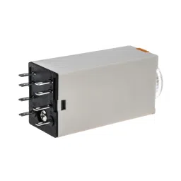 RS PRO Single Function Timer Relay Plug In Mount 110 V AC DPDT Model No. 1792942 image 4