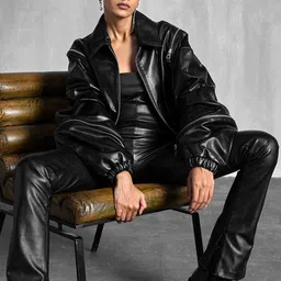 the Misnomer Unisex Spread Collar Solid Leather Casual Leather Jacket-29