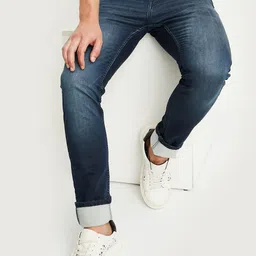 max Men Mildly Distressed Light Fade Mid-Rise Jeans-74