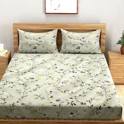 A Homes Floral Printed 144 TC Queen Microfiber Double Fitted Bedsheet with 2 Pillow Covers-image-87