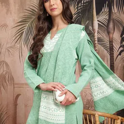 Sangria Ethnic Motifs Woven Design Straight Winter Kurta with Trousers & Dupatta-picture-42