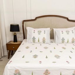 MuddnMe Green Ethnic Motifs 300 TC Queen Bedsheet with 2 Pillow Covers-image-49