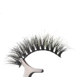 LASHES BY LITTLE SECRET Reusable Lightweight False Eyelashes - Game Changer image 4