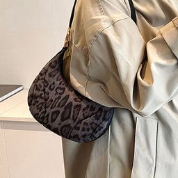 LULU & SKY Textured Oversized Bucket Handheld Bag with Quilted image 4