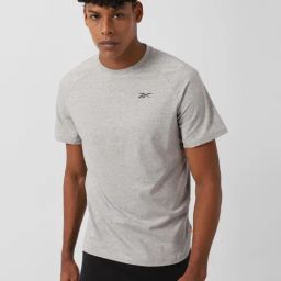 Reebok Grey Slim Fit Textured Sports T-Shirt-image-62