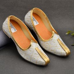 Little Palz Ethnic Motif Embroidered Slip On Mojaris - White-image-71