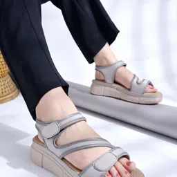 Shoetopia Women Flatform Sandals-picture-37