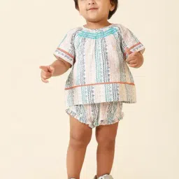 Fabindia Kids Multicolor Printed Top with Bloomer-image-38