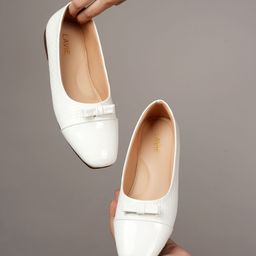 Lavie Women Party Mojaris Flats-44