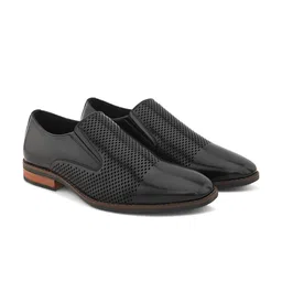 House of Pataudi Men Round Toe Formal Brogues-image-15