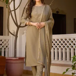 Fashion Basket Ethnic Motifs Embroidered Thread Work Kurta With Trousers & Dupatta-picture-29