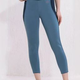 Clovia Teal Blue Mid Rise Sports Tights-image-11