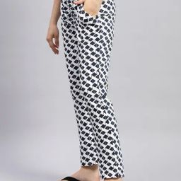 Monte Carlo White & Navy Polyester Blend Printed Pyjamas image 3