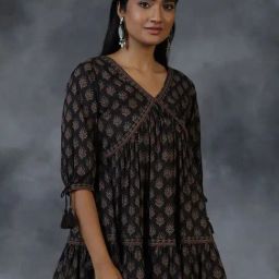 Libas Women Black Regular Fit Ethnic Motifs Kurti-image-3