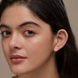 MINUTIAE Heart Shaped Studs Earrings-14