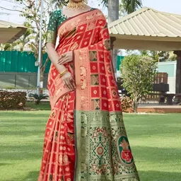 Lookmark Woven Design Zari Kanjivaram Banarasi Saree-image-22