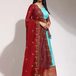 DIVASTRI Semi-Stitched Lehenga & Unstitched Blouse With Dupatta image 3