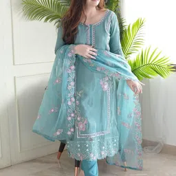 CaniBani Women Ethnic Motifs Embroidered Regular Kurta with Trousers And Dupatta-image-30