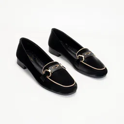 SCENTRA Women Flatforms-31