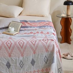 JC HOME Grey & Pink Geometric AC Room 300 GSM Double Bed Quilt-image-40