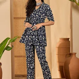 Sangria Floral Printed Pure Cotton Tunic & Trousers Co-Ords-picture-28