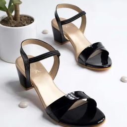 Shoetopia Kids Black & Beige Ankle Strap Sandals-10