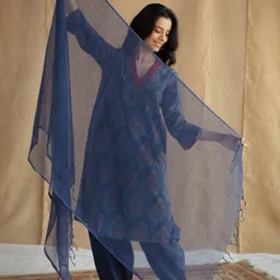 THE INDIAN ETHNIC CO Kota Doria Cotton Dupatta-image-75