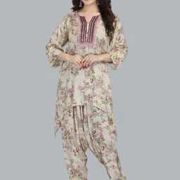 FANTASIA Women Printed Round Neck Kurta Set-picture-10