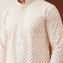 Jompers Men Embroidered Regular Sequinned Kurta with Pyjamas image 5