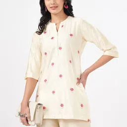 RANGMANCH BY PANTALOONS Mandarin Collar Embroidered Tunic-picture-25