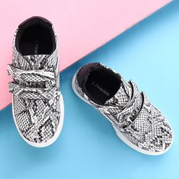 Pine Kids Casual Shoes Animal Print - White Black-image-109