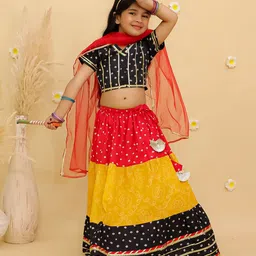 JUNITOS Girls Printed Ready To Wear Cotton Lehenga Blouse & Dupatta With Dandiya-picture-24