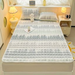 JC HOME Off White & Grey 150 TC King Bedsheet with 2 Pillow Covers-image-70