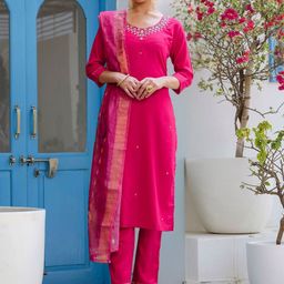 Navlik Floral Yoke Design Round Neck Thread Work Kurta With Trousers & Dupatta-4