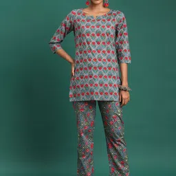Sangria Printed Pure Cotton Tunic & Trousers Co-Ords-picture-30