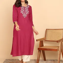 Vbuyz Floral Yoke Design Straight Kurta-picture-40