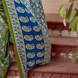 Saree mall Ajrak Block Poly Crepe Block Print Sarees image 5
