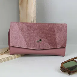 Metro Women Textured Three Fold Wallet-39