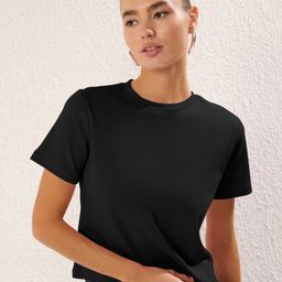 Trendyol Women Mandarin Collar Drop-Shoulder Sleeves Pockets T-shirt-image-94