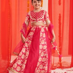 Pspeaches Silk Blend Half Sleeves Floral  Printed  Lehenga Choli With Dupatta - Magenta-image-90