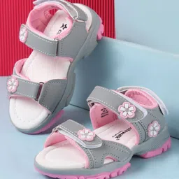 Cute Walk by Babyhug Velcro Closure Sandals with Floral Applique - Grey-picture-11