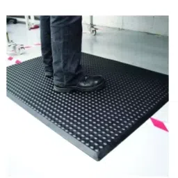RS PRO Rubber Anti-Fatigue Mat, 900mm x 1.2m x 16mm Model No 2217903-24