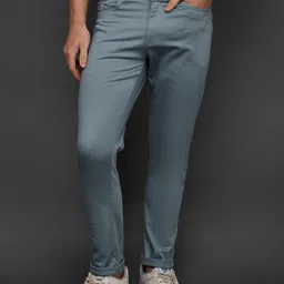 GIORDANO Men Slim Fit Chinos Trousers-image-21