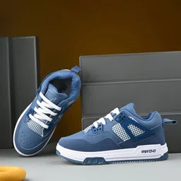 BIRDE Boys Colourblocked Sneakers-10