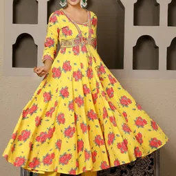 GULMOHAR JAIPUR Women Printed Regular Kurta with Palazzos & With Dupatta image 3