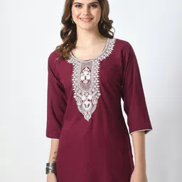 LIBOZA Floral Embroidered Chikankari Chikankari Kurti-picture-31