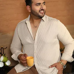 Instafab Plus Men Comfort Opaque Casual Shirt-image-97