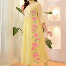 Lilots Women Floral Embroidered Regular Kurta with Trousers & With Dupatta-picture-17